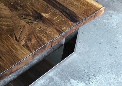 Virkera live edge dining table