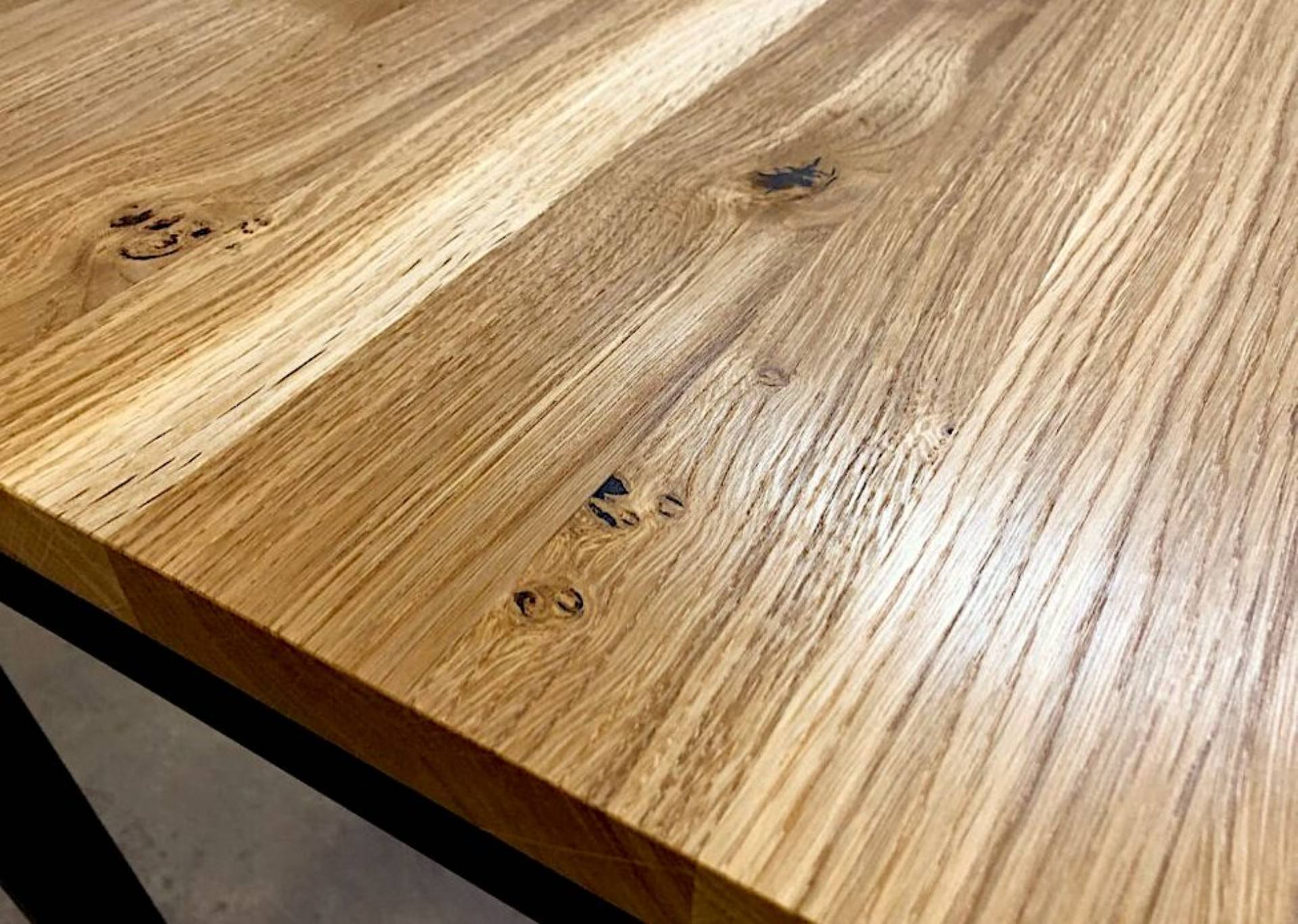  oak-table-wood-defects-Black-Forest