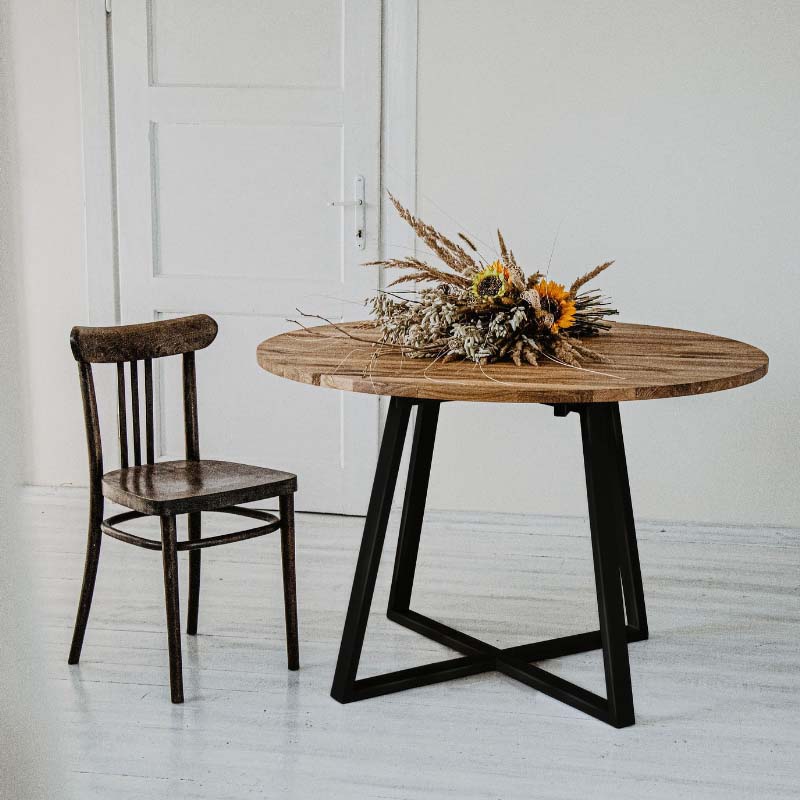 Round non-/extendable oak dining table MÅNE BLACK II