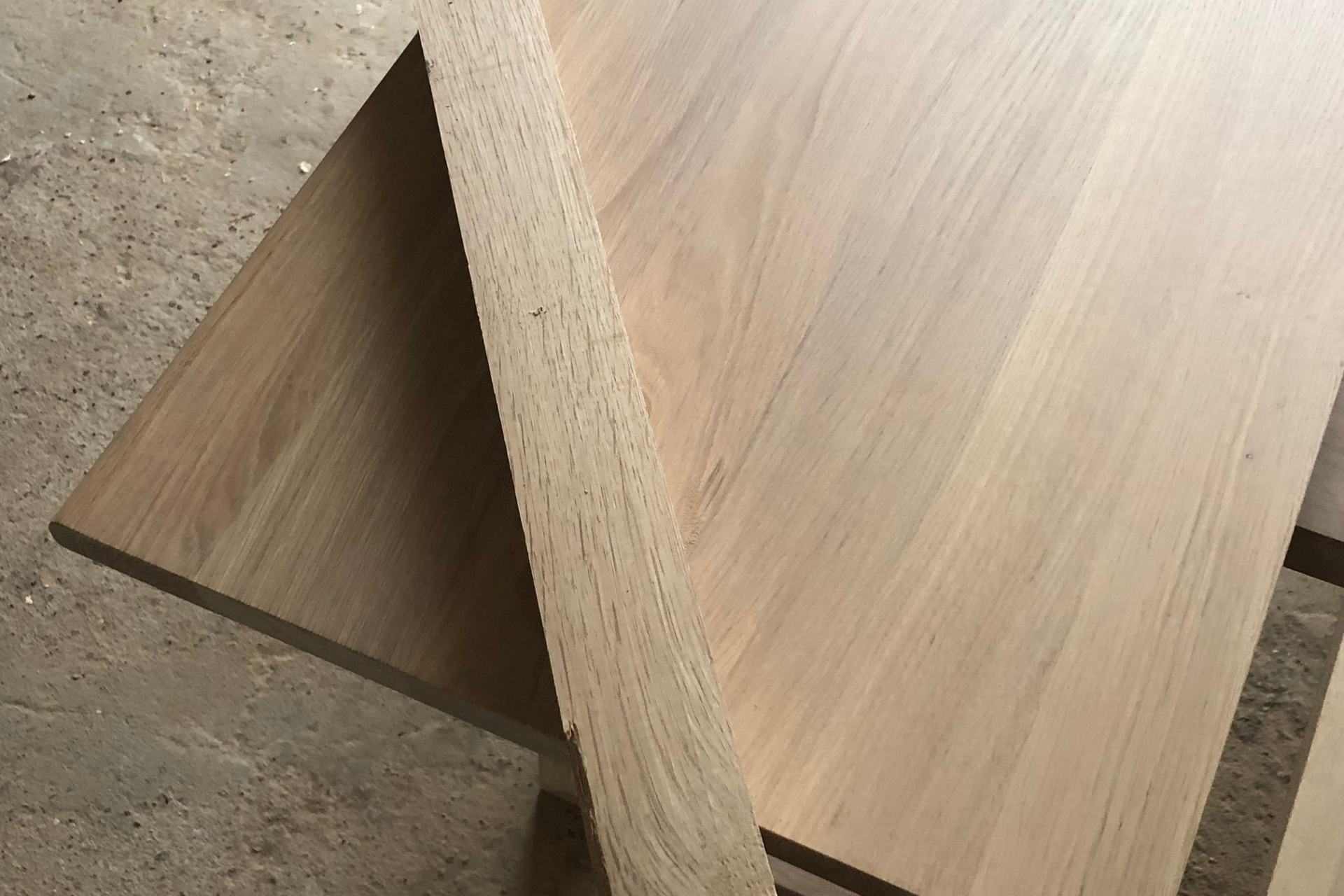 SLICE-NATURE-solid-nature-oak-table